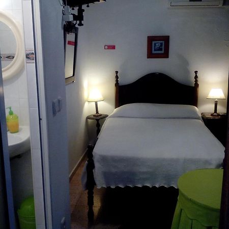 فندق Residencia Matos Pereira Vila Real de Santo António الغرفة الصورة